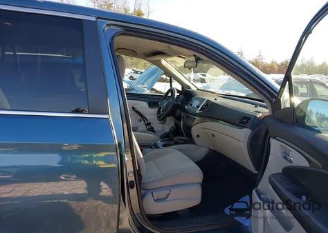 2019 Honda Pilot Lx z USA, uszkodzony, nr VIN 5FNYF6H17KB098949
